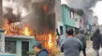 Villa El Salvador: Gigantesco incendio provoca explosión en toda una cuadra y vecinos temen lo peor