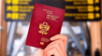 Los ciudadanos peruanos pueden viajar a varios países con DNI o pasaporte, según Migraciones.