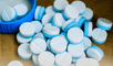Convierten plástico en paracetamol con la ayuda de una bacteria.