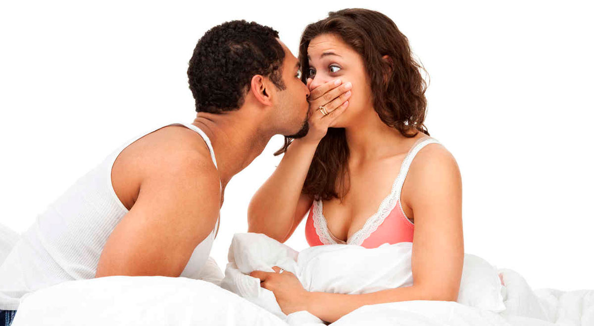 ¿Sexo sin besos? Sigue estas reglas para no contagiarte de COVID-19 y disfrutar con tu pareja ¿Sexo sin besos? Sigue estas reglas para no contagiarte de COVID-19 y disfrutar con tu pareja