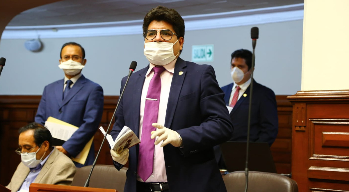 Acción Popular presentó proyecto de ley para restringir acceso a las redes sociales a menores Acción Popular presentó proyecto de ley para restringir acceso a las redes sociales a menores