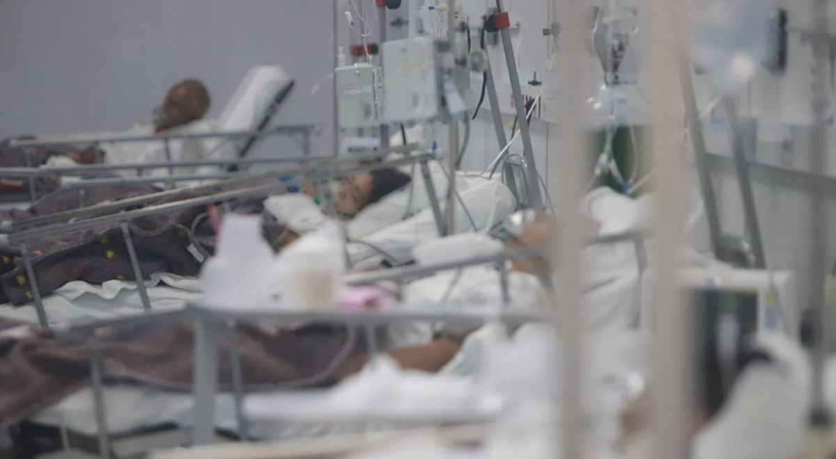 Mujer deja en garantía su casa para salvar la vida de su madre contagiada con COVID-19 Mujer deja en garantía su casa para salvar la vida de su madre contagiada con COVID-19