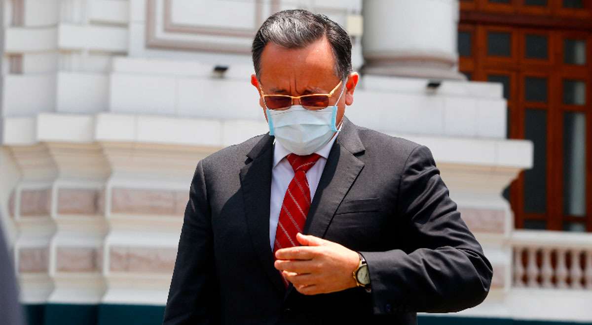 Edgar Alarcón fue expulsado de la Comisión de Fiscalización del Congreso por investigación Edgar Alarcón fue expulsado de la Comisión de Fiscalización del Congreso por investigación