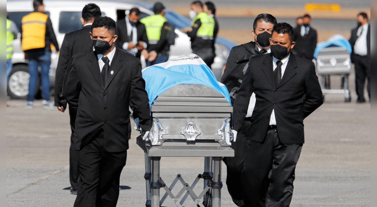 Guatemala declara tres días de duelo tras muerte de 16 migrantes asesinados en México Guatemala declara tres días de duelo tras muerte de 16 migrantes asesinados en México