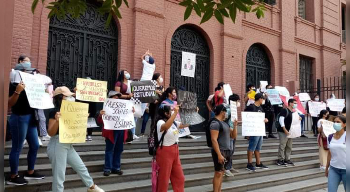 UNFV: estudiantes de Ceprevi denuncian no tienen clases desde el año pasado UNFV: estudiantes de Ceprevi denuncian no tienen clases desde el año pasado