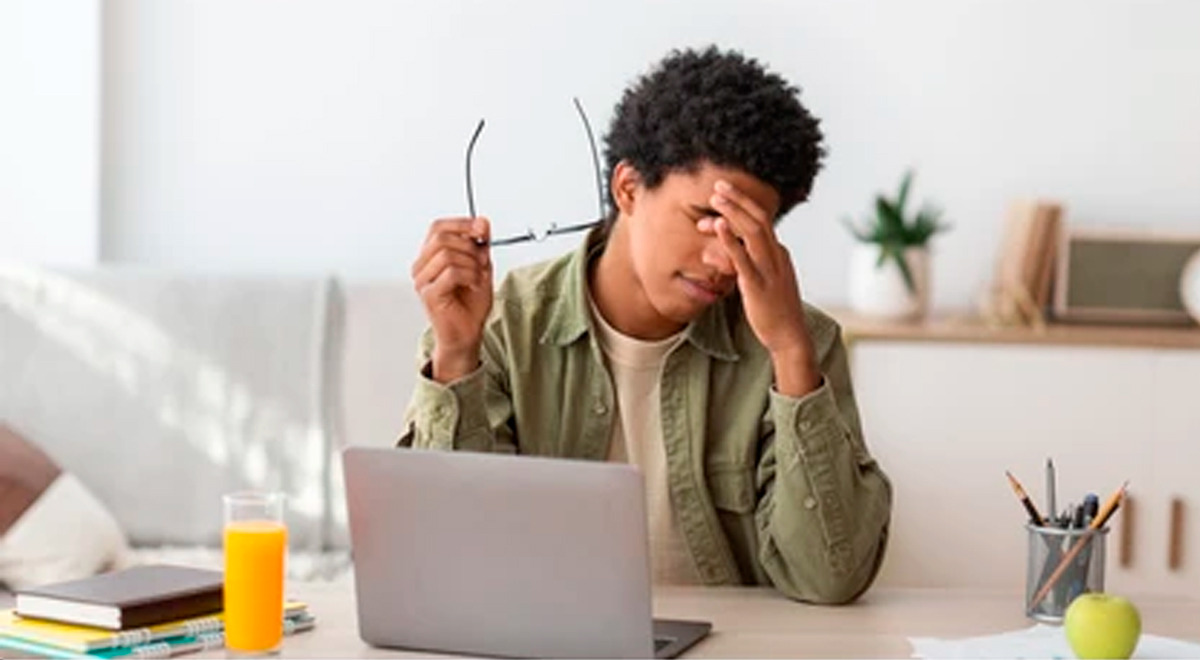 5 Remedios caseros para que los estudiantes no tengan ojos cansados en las clases virtuales 5 Remedios caseros para que los estudiantes no tengan ojos cansados en las clases virtuales