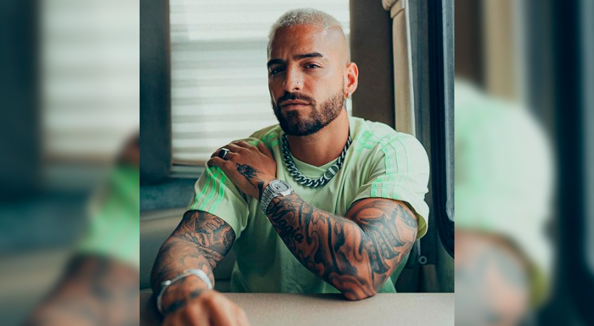 Maluma causa revuelo al compartir su fotografía con uniforme escolar Maluma causa revuelo al compartir su fotografía con uniforme escolar