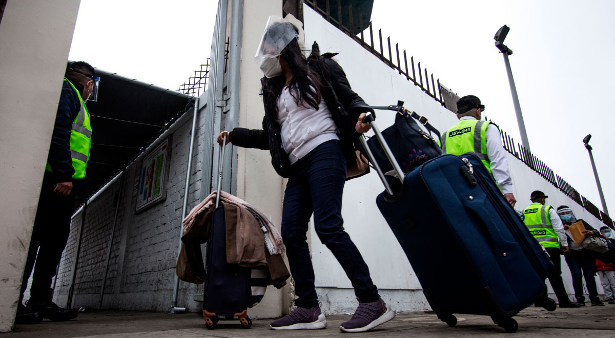 Semana Santa 2021 en Perú: Gobierno suspende viajes aéreos y terrestres del 1 al 3 de abril Semana Santa 2021 en Perú: Gobierno suspende viajes aéreos y terrestres del 1 al 3 de abril