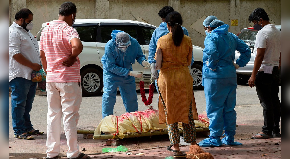 La trágica segunda ola del coronavirus en la India deja a miles de niños huérfanos La trágica segunda ola del coronavirus en la India deja a miles de niños huérfanos