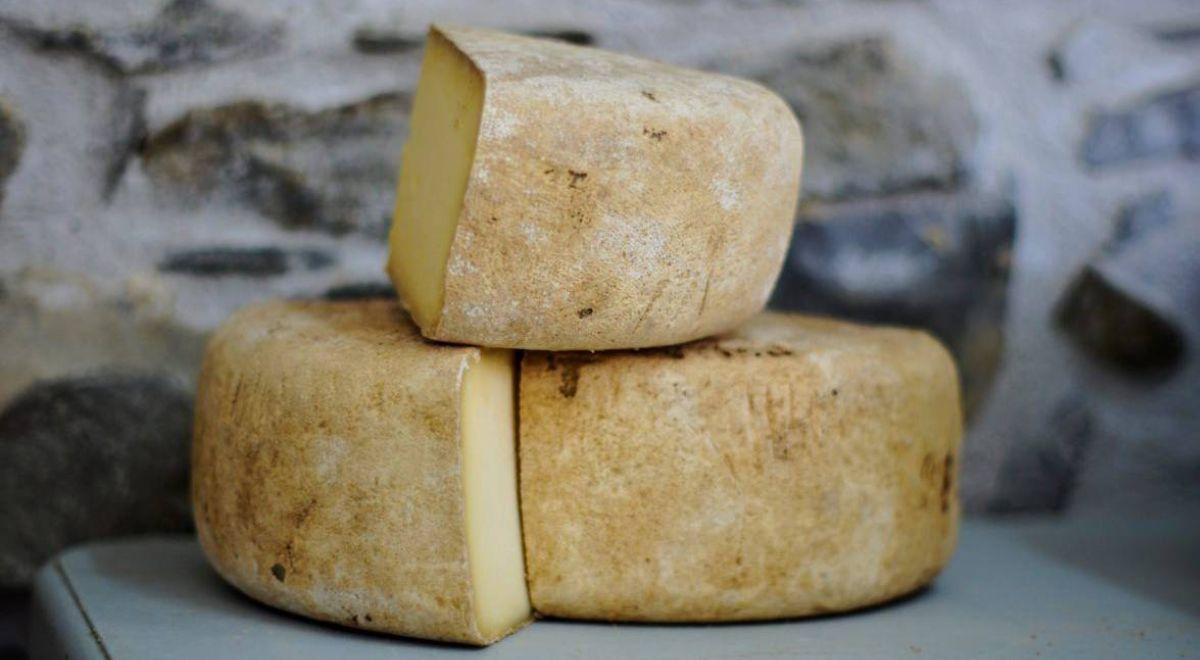 Ordenam a retirada imediata do mercado de uma famosa marca de queijo devido ao risco à saúde: milhares de embalagens contaminadas Ordenam a retirada imediata do mercado de uma famosa marca de queijo devido ao risco à saúde: milhares de embalagens contaminadas