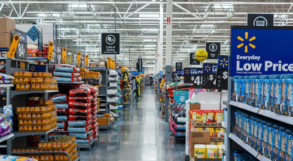 Alerta no Walmart em Ohio: Homem armado fala em “fim do mundo” e diz que quer matar gente