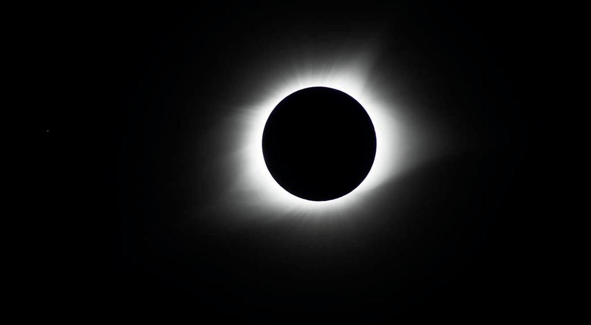 Espetacular eclipse lunar total pintará o céu da manhã em 3 de maio: é assim que será no Peru