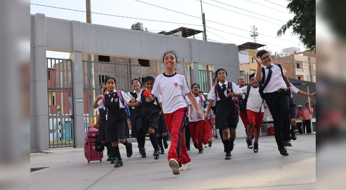 Mais de seis milhões de crianças em idade escolar regressam às aulas