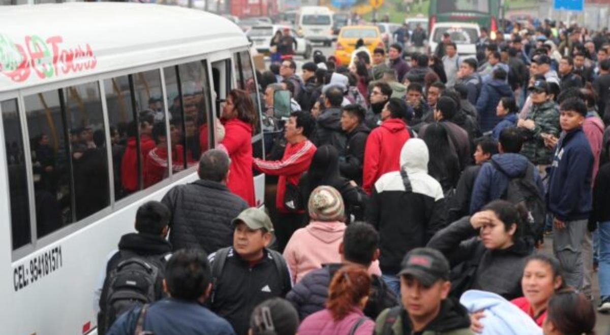 FIN DU DIALOGUE | Les syndicats des transports confirment STOP mardi 2 juin : quelles entreprises et quels itinéraires s’y conformeront ?