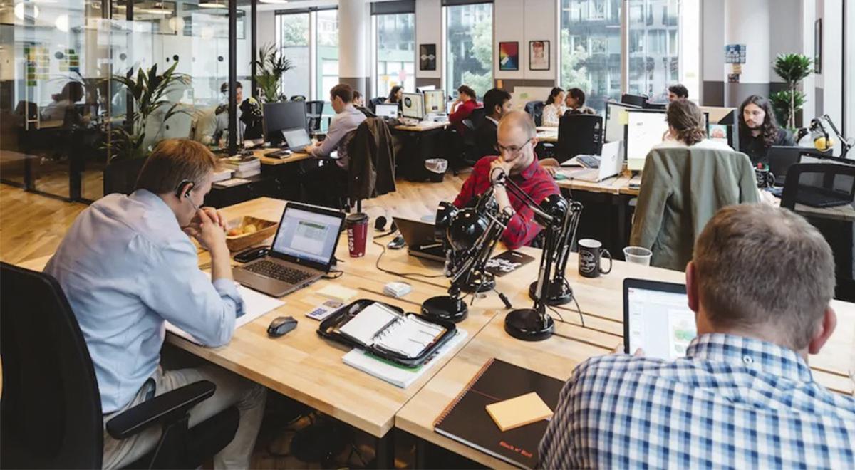 Moins de compteurs et plus d’efficacité : des bureaux prêts à l’emploi se démarquent à Lima