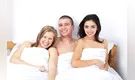 Sexualidad: 7 consejos si planeas hacer un trío con dos mujeres