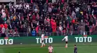 Ajax vs. PSV: partido suspendido tras agresión de hinchas a futbolistas