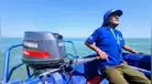 Pescador que sobrevivió 95 días a la deriva recibe motor nuevo y vuelve al mar