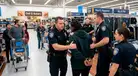 ALERTA MÁXIMA EN WALMART | Mujer es acusada de robar a otra en el supermercado, pero su final ha dejado ATERRADOS a todos