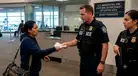 ICE en los aeropuertos de EE.UU.: Los DOCUMENTOS CLAVE que debe tener un inmigrante al viajar
