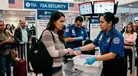 CONFIRMADO | Aeropuertos de EE.UU. PROHÍBEN EL INGRESO AL AVIÓN a las personas que tengan este elemento en sus maletas