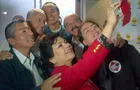 Candidatos a la alcaldía de Lima se toman selfie previo a elecciones (FOTO)