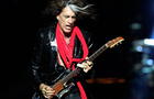 Aerosmith: Joe Perry es internado de emergencia tras colapsar en pleno show