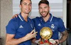 Cristiano Ronaldo es sorprendido con su quinto Balón de Oro (VIDEO)