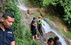 Tailandia: Hombre muere al caer de una cascada luego de tomarse un selfie