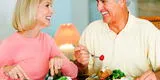 Nutrición: Entérate qué deben comer y que no los adultos mayores