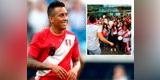 Christian Cueva salta cerco de seguridad e ingresa corriendo a hotel por asedio de hinchas [VIDEO]