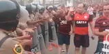 Hinchas del Flamengo agradecen cobertura policial en el estadio Monumental [VIDEO]
