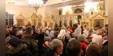 Iglesia da doble vino en comunión como medida contra coronavirus