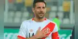 Claudio Pizarro flamea bandera peruana en su casa de Múnich por 28 de Julio [FOTO]
