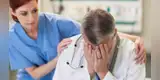 “Hoy digo basta”: El desgarrador testimonio de un médico agredido por familiares de una víctima de COVID-19