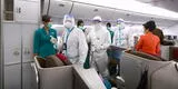 China: mujer que viajó en un avión ocultando tener coronavirus fue condenada a un año de cárcel