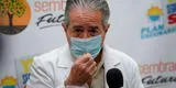Ministro de Salud de Ecuador renuncia tras admitir haber vacunado primero a su familia