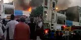 Cercado de Lima: incendio de grandes proporciones consume vivienda frente a la Plaza Italia [VIDEO]