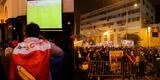 Simpatizantes de Perú Libre dejan su protesta en el JNE para ver el partido de Perú vs Brasil