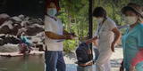 Chanchamayo: Enfermera cruza río sobre una balsa para vacunar a adultos mayores [VIDEO]