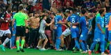 ¡Qué vergüenza!: hinchas del Niza se meten a la cancha para agredir a jugadores de Marsella