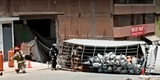 Chosica: Camión que transportaba balones de gas se despistó tras perder el control [VIDEO]