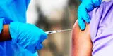 Hombre es buscado por las autoridades de Nueva Zelanda tras recibir 10 vacunas COVID-19 en un día