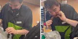 Joven lleva un plato de comida a un cajero que llevaba 16 horas trabajando y su reacción es viral [VIDEO]