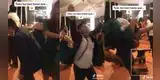 Se emociona zapateando “la cucaracha”, carga a su pareja de baile y terminan en el suelo [VIDEO]