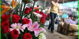 Mercado de Flores 'inundado de enamorados' para comprar arreglos por San Valentín [VIDEO]