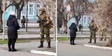 "Fascistas, ¡qué demonios hacen en mi tierra!": Ucraniana se enfrentó a soldados rusos [VIDEO]