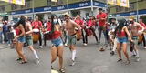Peruana causa sensación con sus singulares pasos de baile en plena calle de Gamarra y la rompe en TikTok