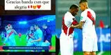 Jefferson Farfán y Paolo Guerrero saludan a la selección peruana por triunfo frente a Paraguay