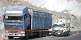 Arequipa: minivan se estrelló contra camión y causó la muerte de dos personas